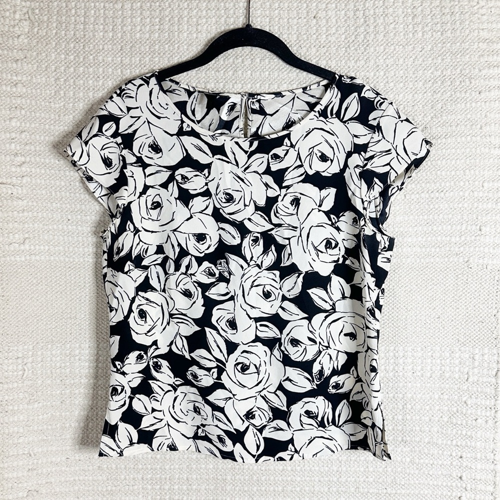 ESCADA cream and black rose floral silk top 38 M